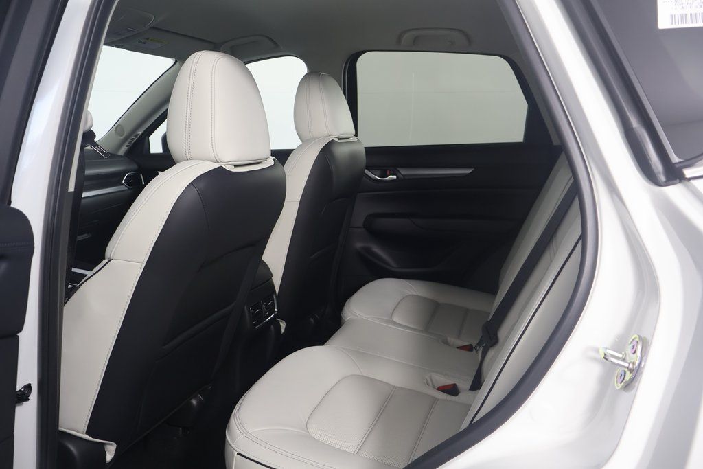 2025 Mazda CX-5 2.5 S Preferred photo 6