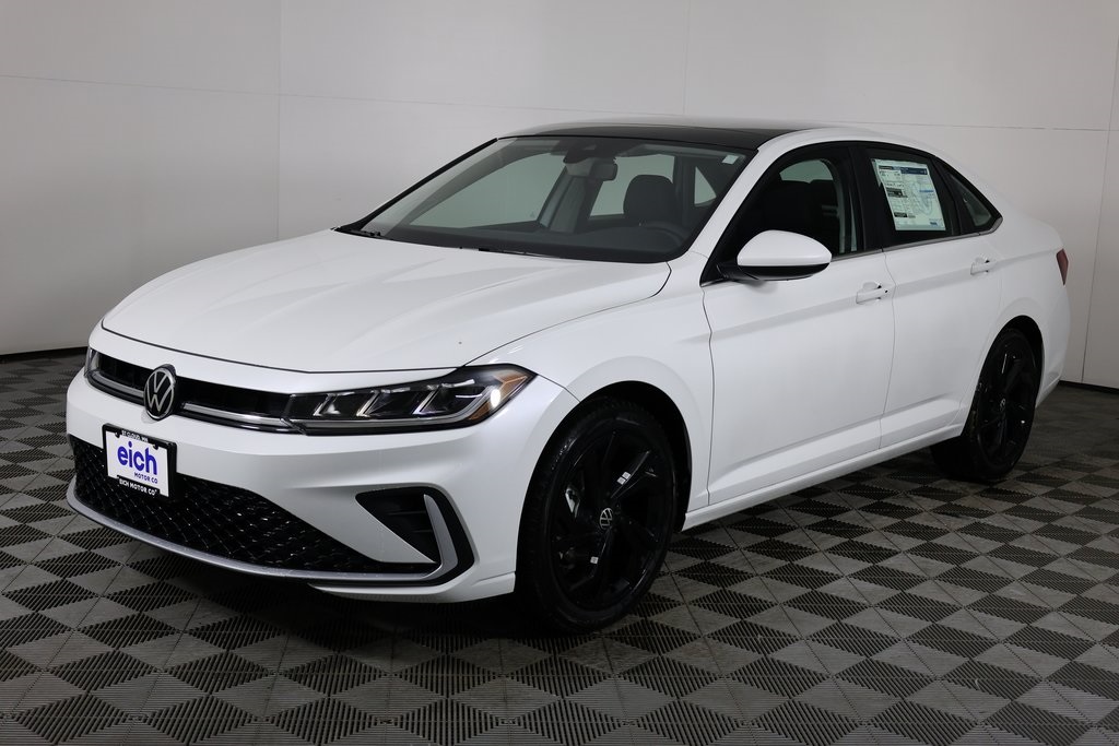 2025 Volkswagen Jetta 1.5T SE photo 3