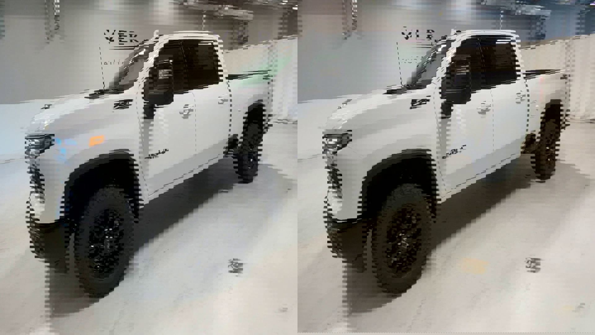 2025 Chevrolet Silverado 2500HD LTZ photo 4