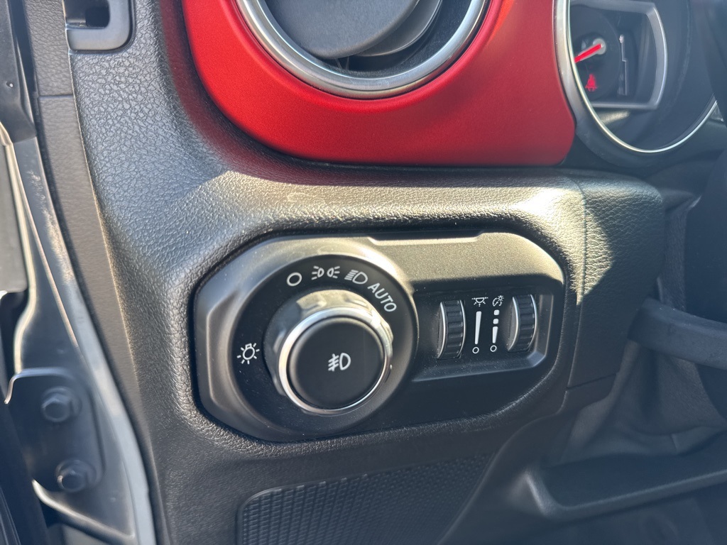 2020 Jeep Wrangler Unlimited Rubicon photo 10