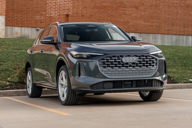2025 Audi Q5 Premium Plus