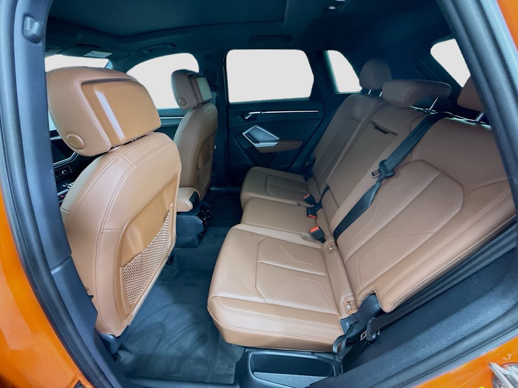 2022 Audi Q3 S line Premium Plus photo 16
