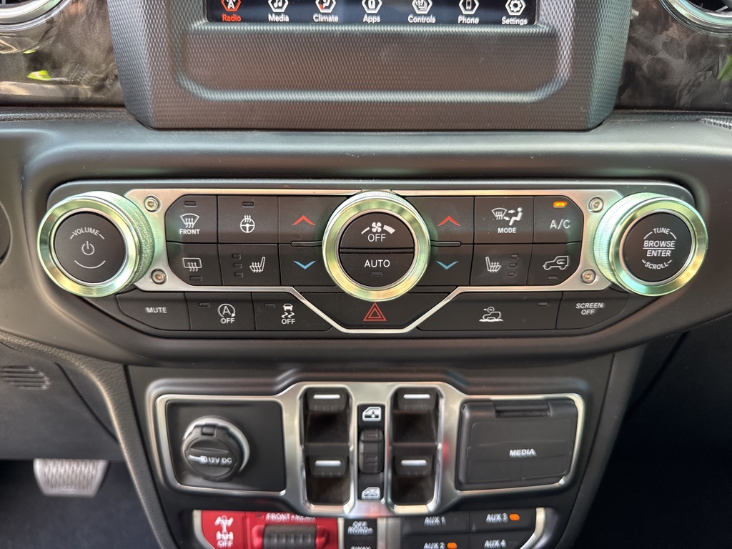 2021 Jeep Gladiator Rubicon photo 47