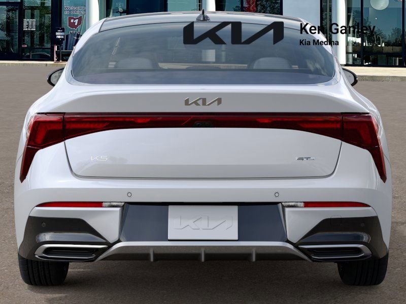 2026 Kia K5 GT-Line photo 11
