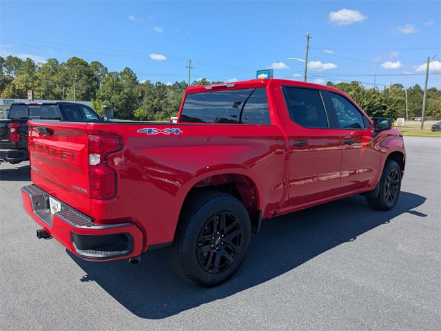 2025 Chevrolet Silverado 1500 Custom photo 4