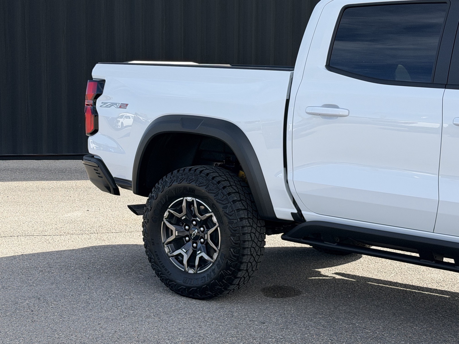 2025 Chevrolet Colorado ZR2 photo 4