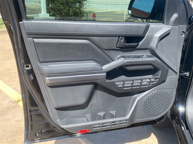 2025 Toyota Tacoma SR5 4x4 Double Cab photo 15