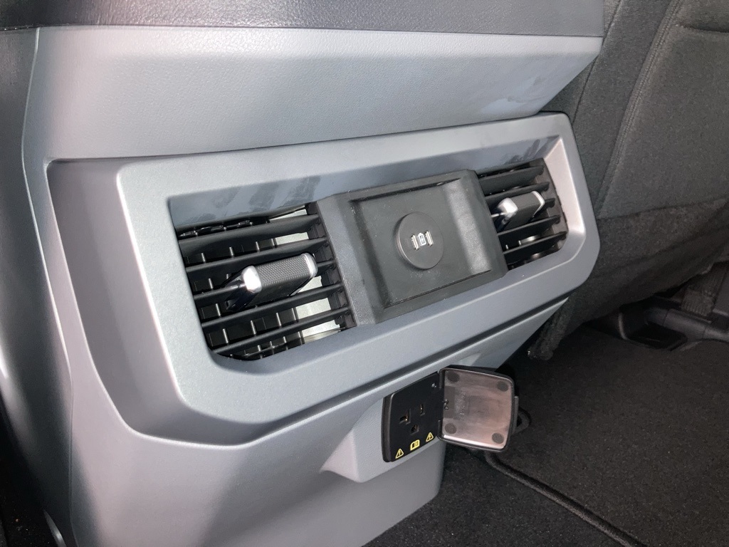 2025 Ford F-350 photo 2