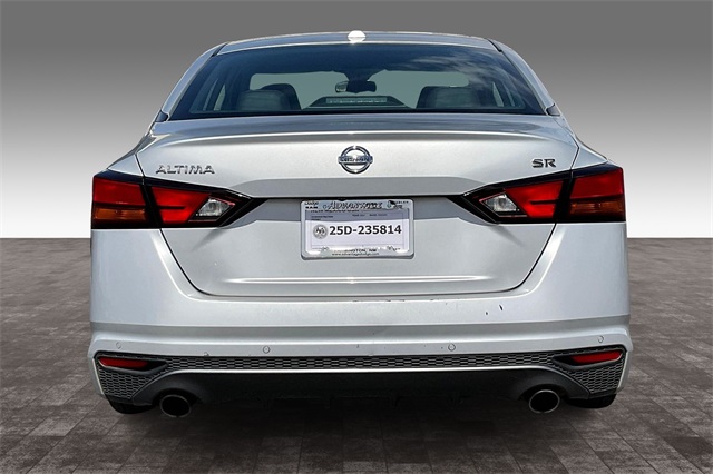 2021 Nissan Altima 2.5 SR photo 4