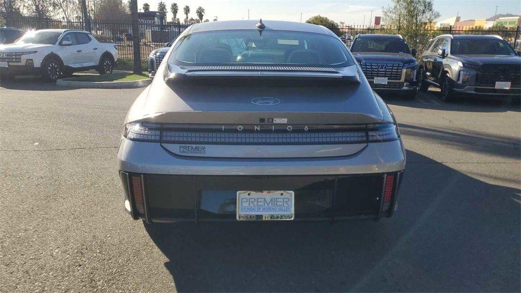 2025 Hyundai Ioniq 6 SEL photo 4