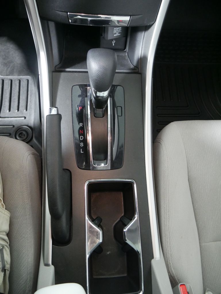 2014 Honda Accord EX photo 25