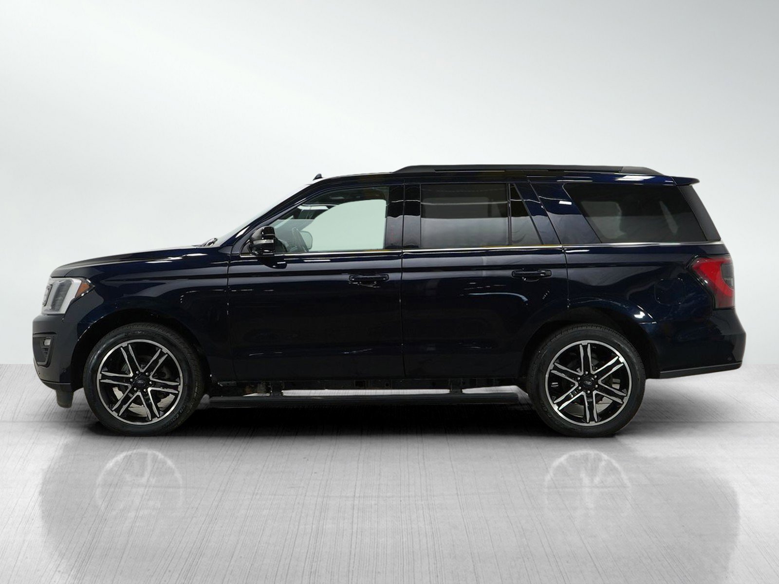 Used 2021 Ford Expedition Limited with VIN 1FMJU2AT2MEA51484 for sale in Minneapolis, Minnesota