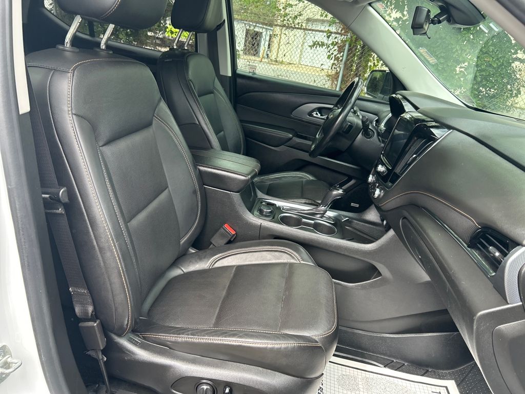 2020 Chevrolet Traverse Premier photo 27