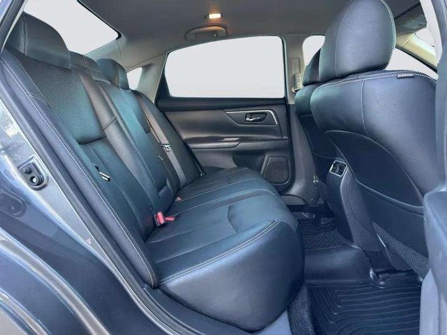 2017 Nissan Altima 2.5 SL photo 29