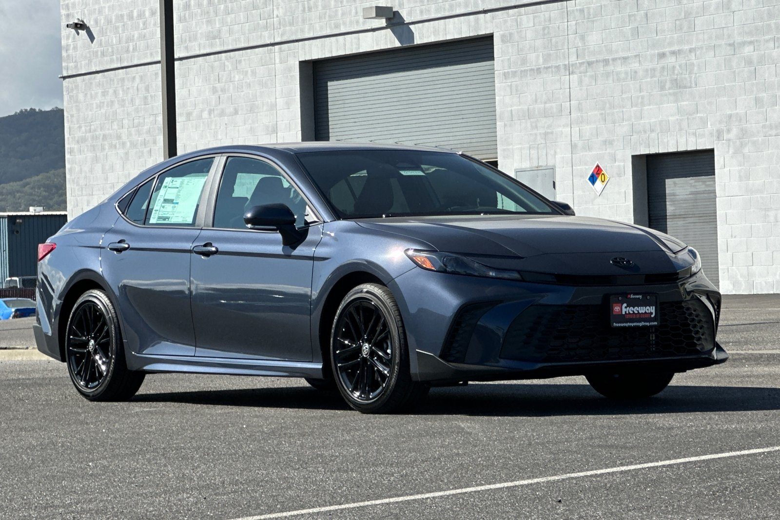 2026 Toyota Camry SE photo 2