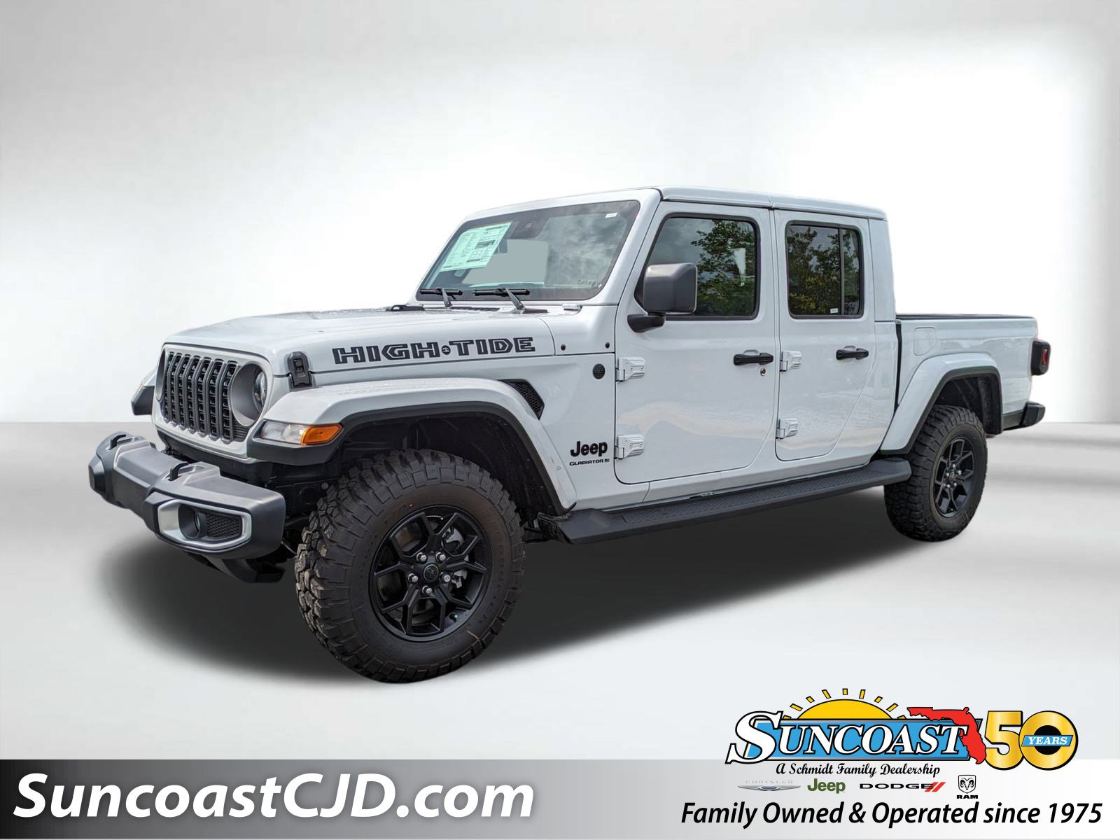 2025 Jeep Gladiator High Tide's photo