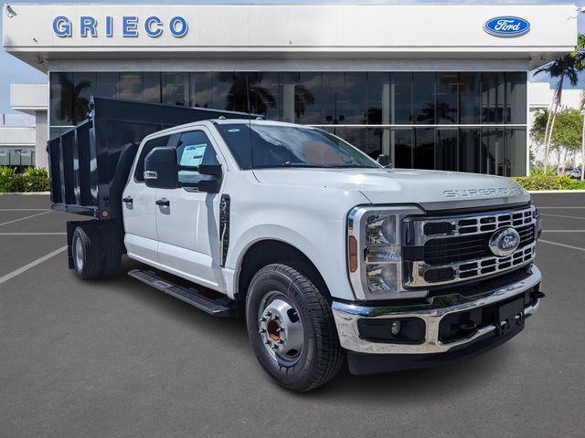 2025 Ford F-350 Super Duty Chassis Cab