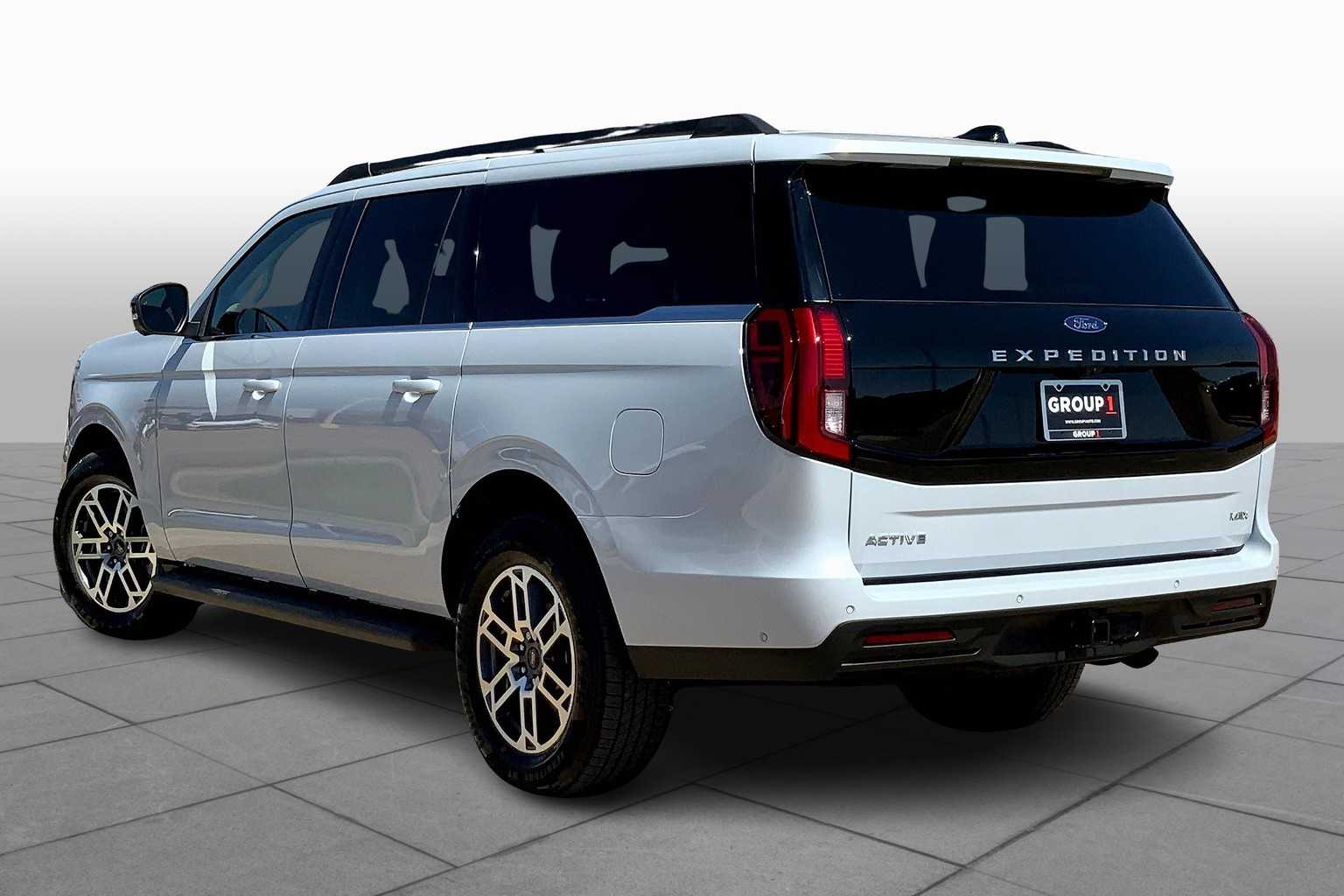 2025 Ford Expedition MAX EL photo 12