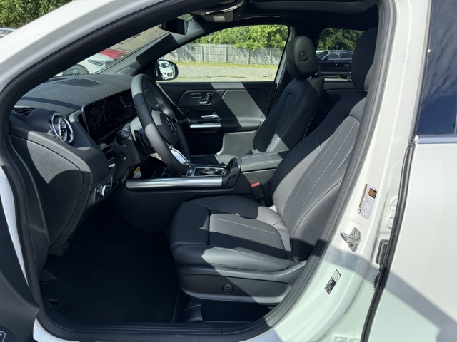2026 Mercedes Benz GLA 250 4MATIC photo 12