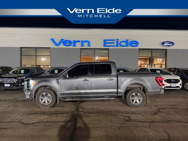 2022 Ford F-150 XLT's photo