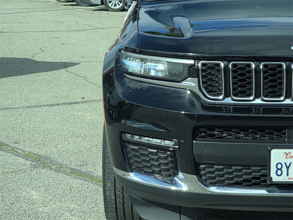 2021 Jeep Grand Cherokee Limited photo 3