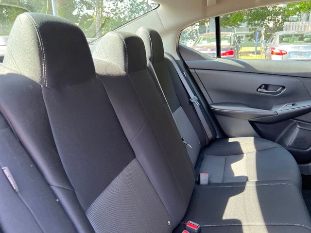 2024 Nissan Sentra SV photo 16