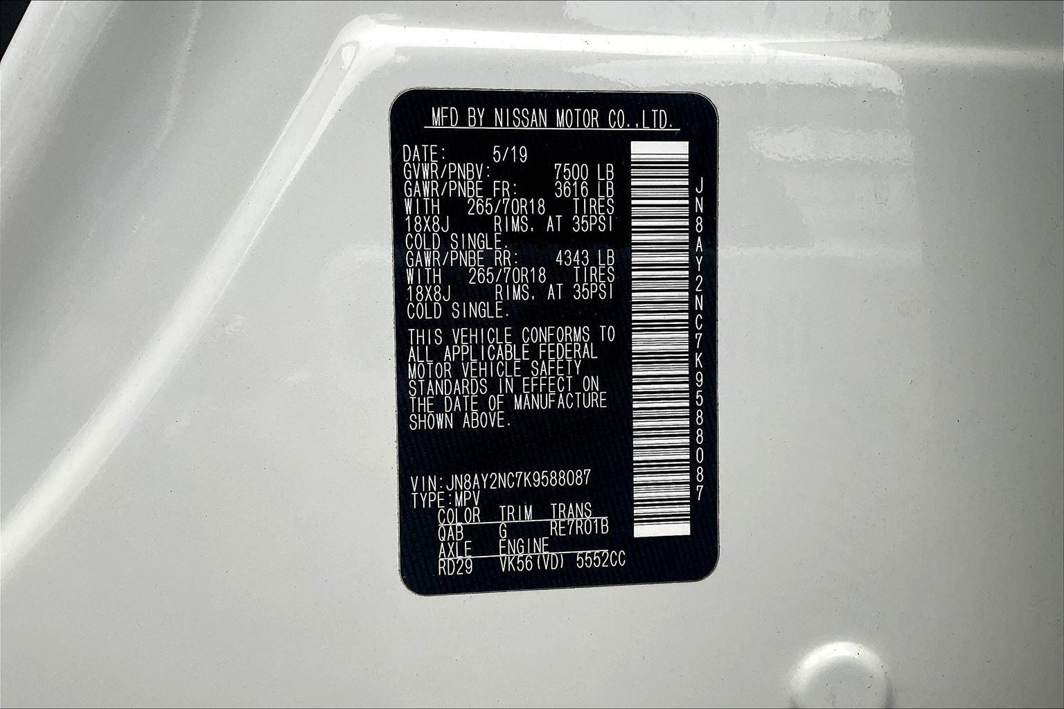 2019 Nissan Armada SV photo 32