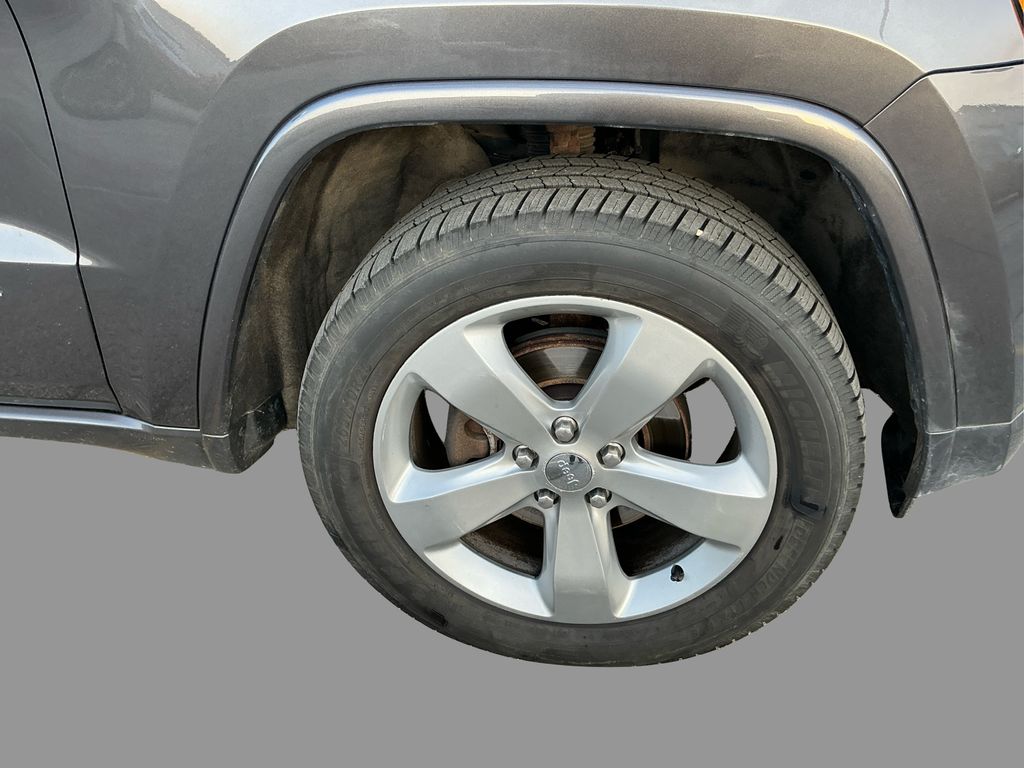 2015 Jeep Grand Cherokee Overland photo 14