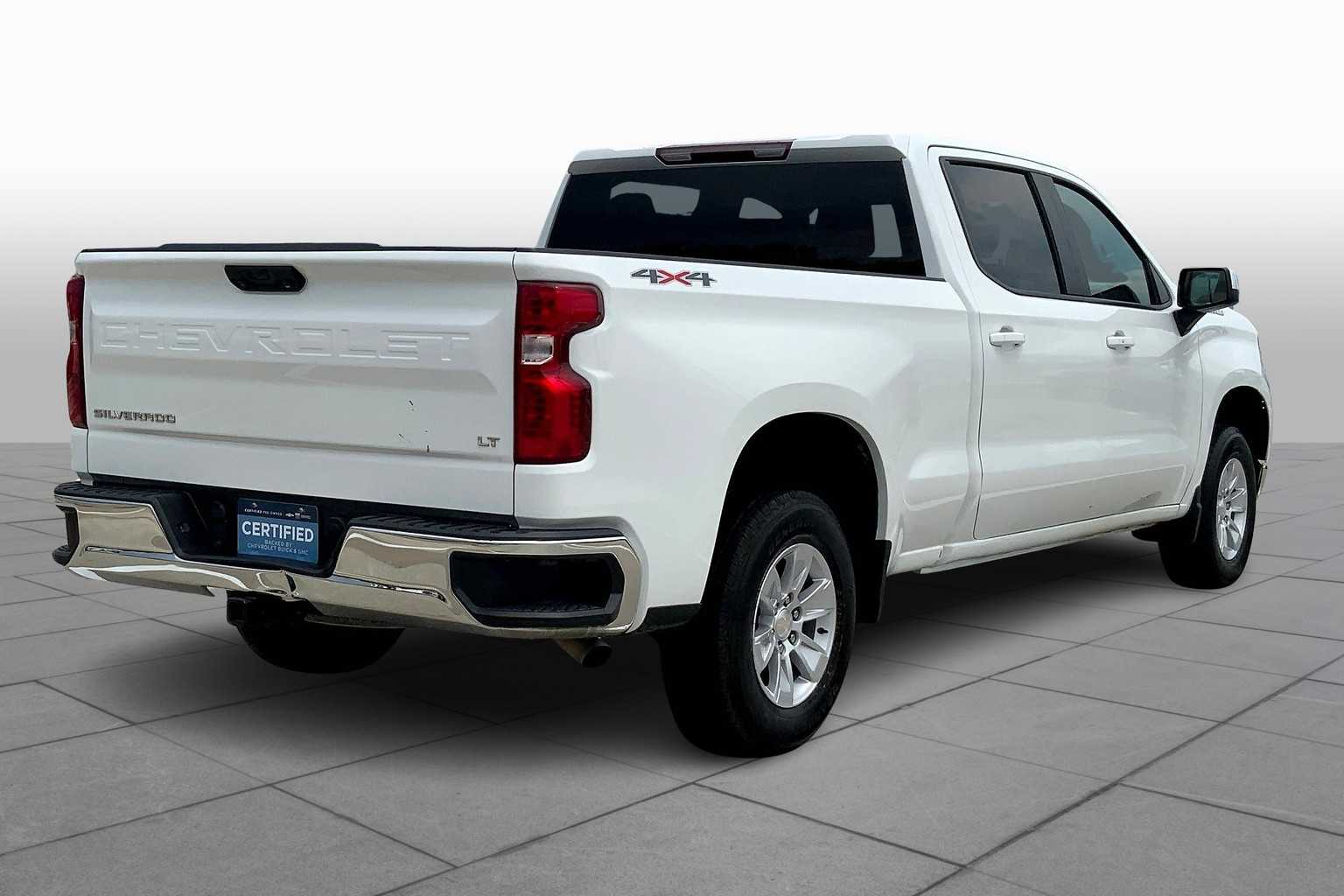 2024 Chevrolet Silverado 1500 LT photo 11