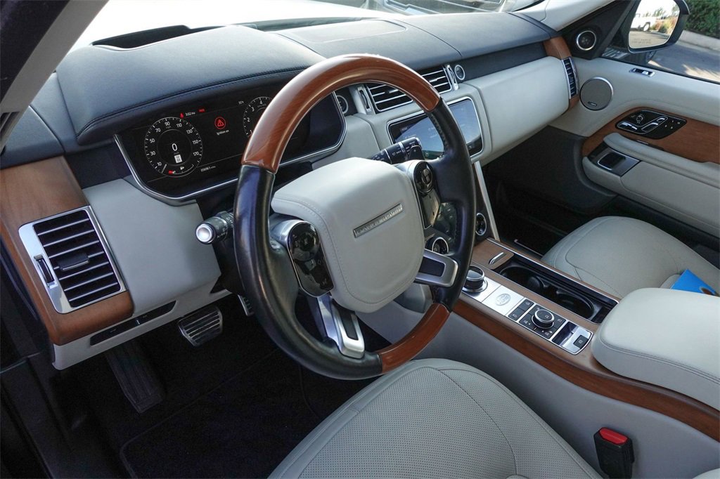 2021 Land Rover Range Rover P525 HSE HSE Westminster Edition photo 4