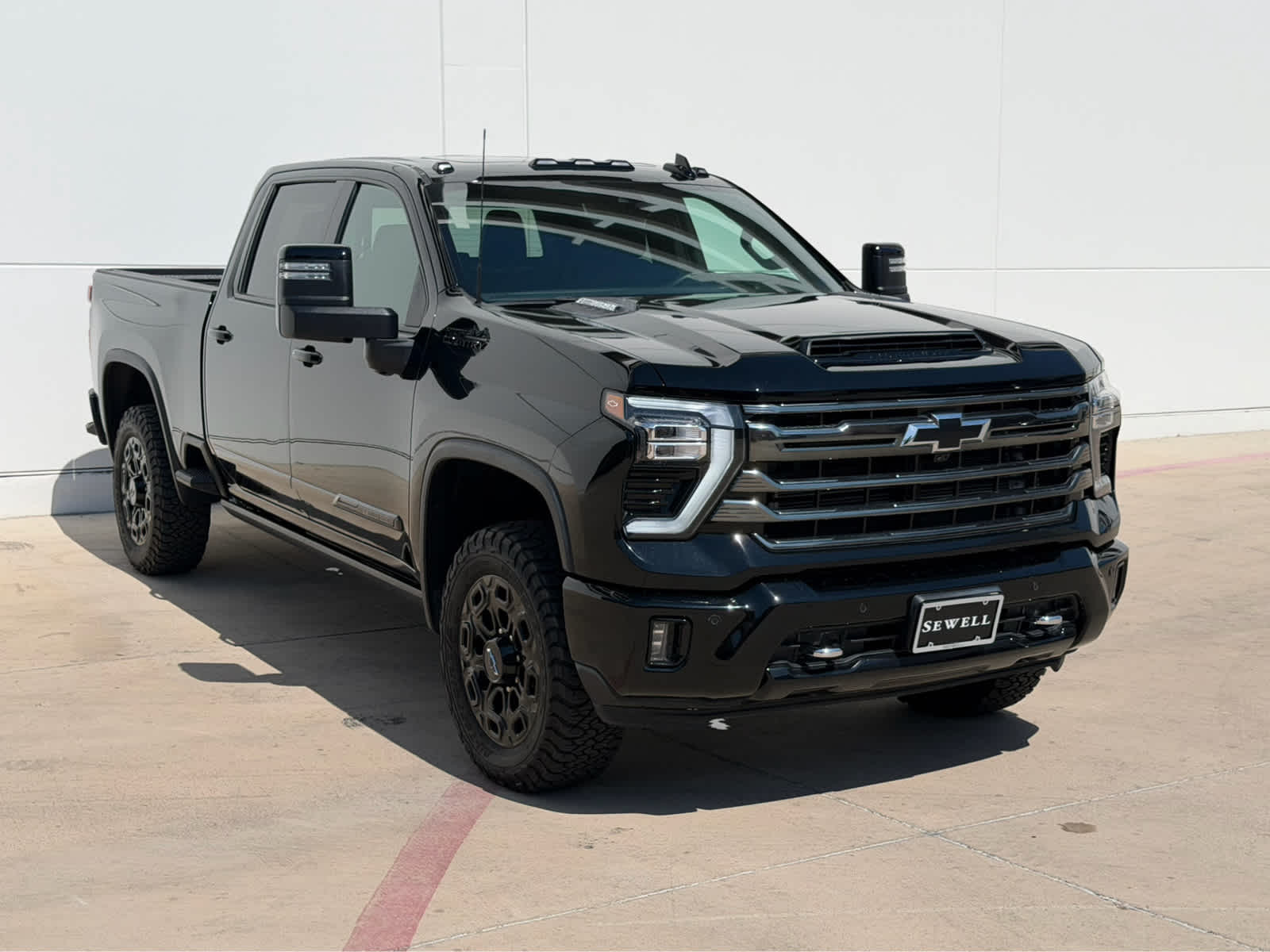2024 Chevrolet Silverado 2500HD High Country photo 3