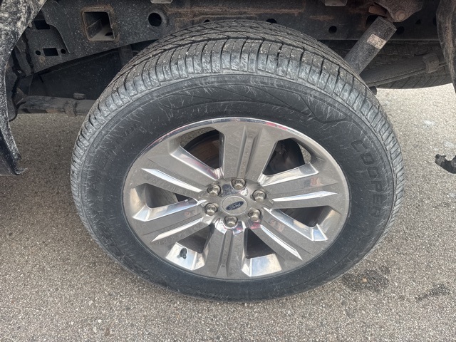 2019 Ford F-150 XLT photo 10