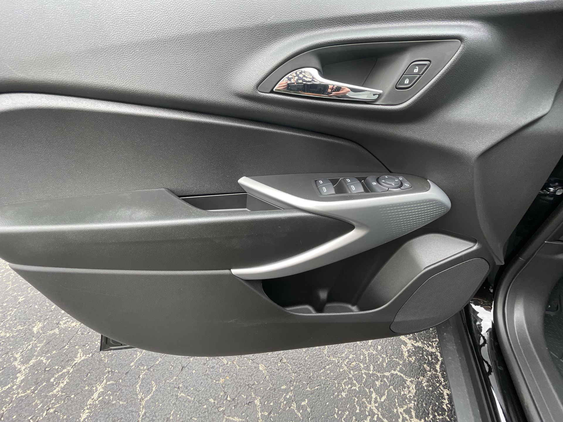2025 Chevrolet Trax photo 52
