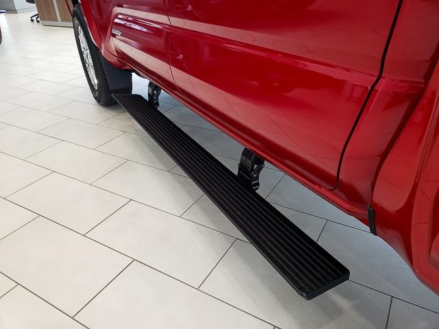 2025 Toyota Tacoma Limited photo 15