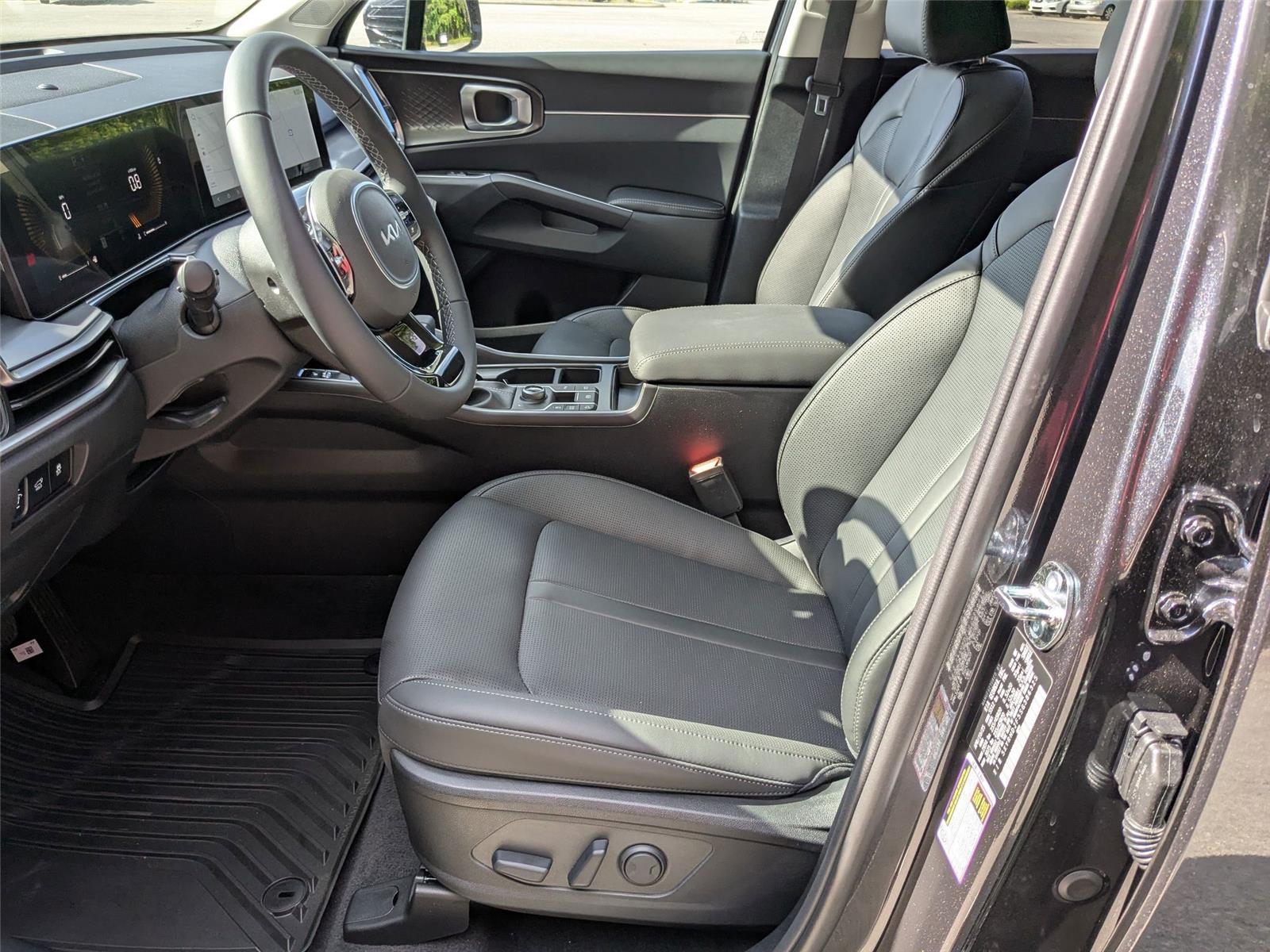 2025 Kia Sorento EX photo 14