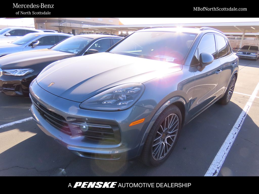 2020 Porsche Cayenne S's photo