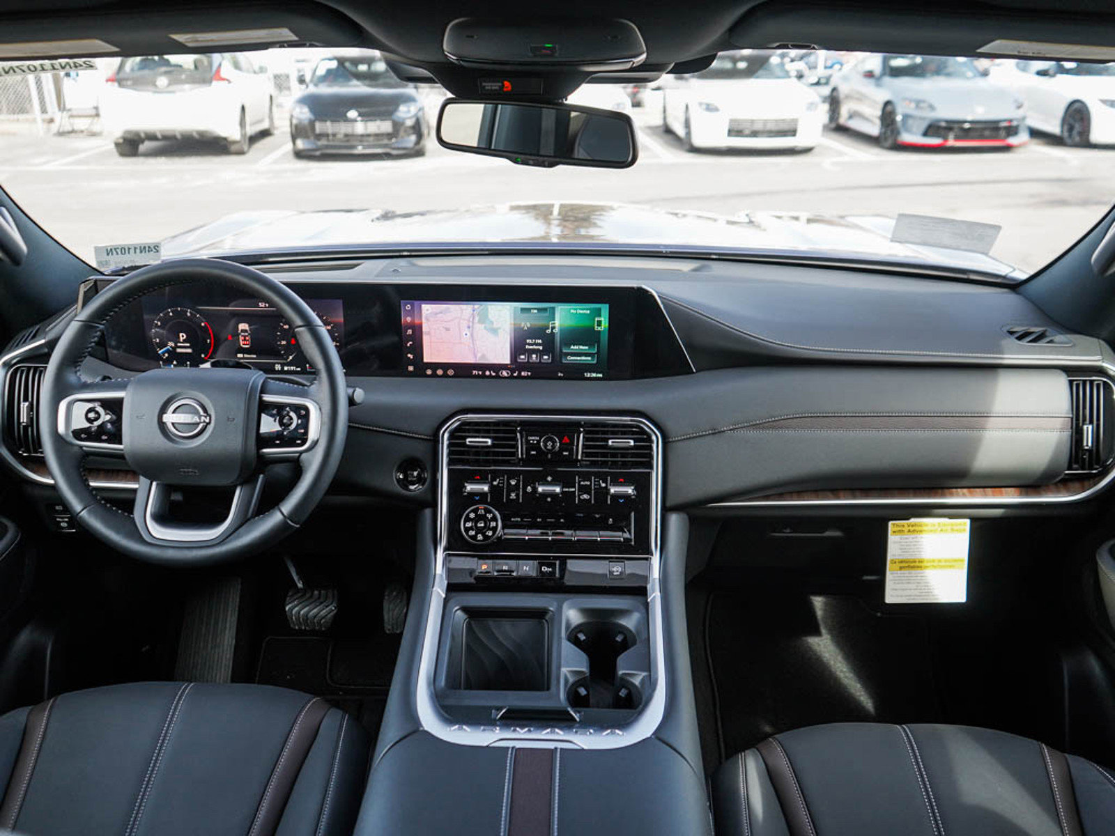 2025 Nissan Armada SL photo 9