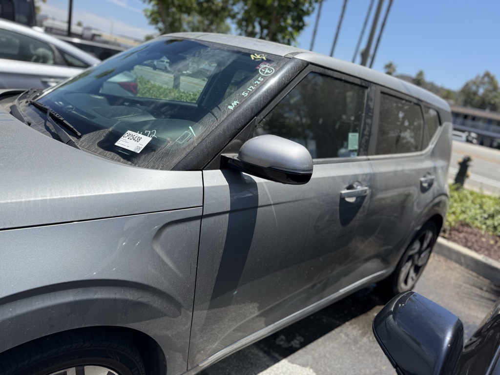 2023 Kia Soul GT-Line photo 4