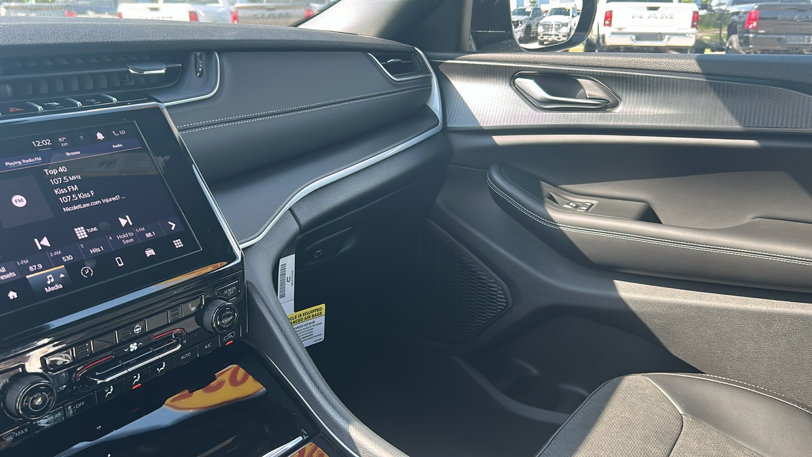 2025 Jeep Grand Cherokee Altitude X photo 31