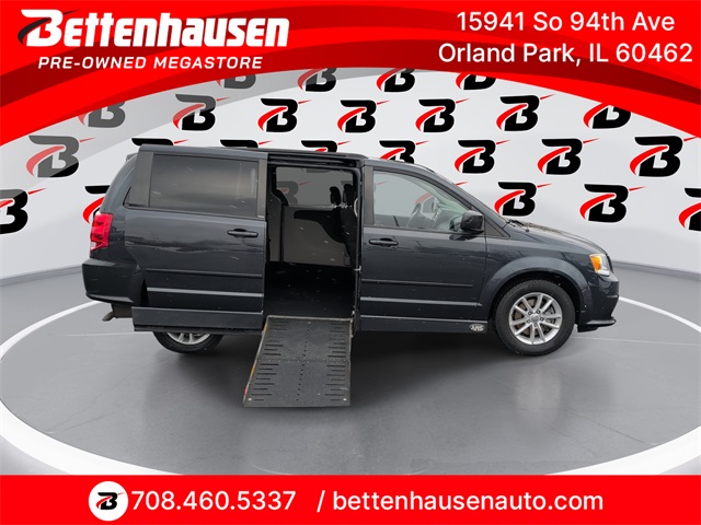 2014 Dodge Grand Caravan SXT's photo