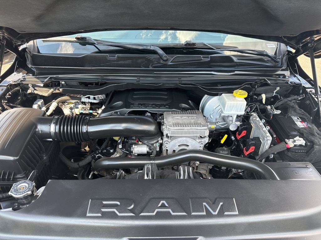 2020 Ram 1500 Laramie photo 4