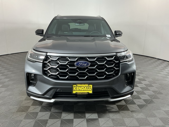 2025 Ford Explorer Platinum photo 2