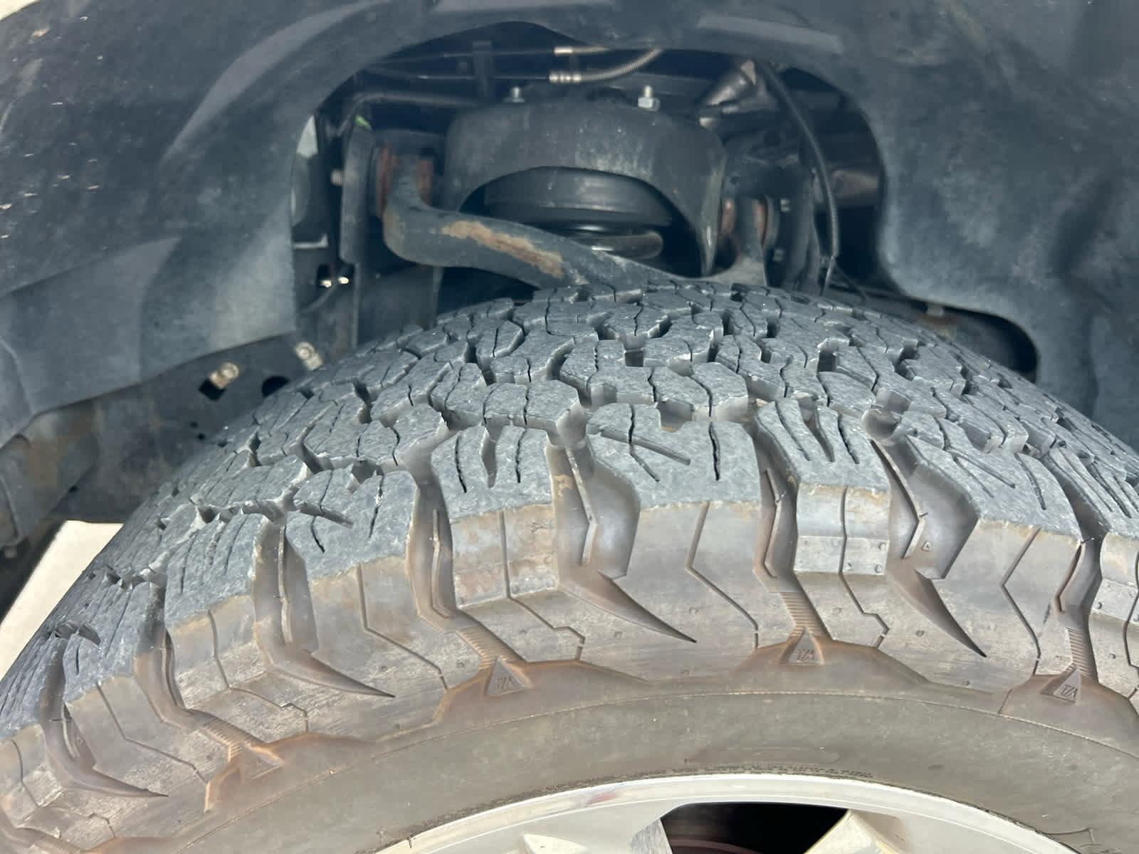 Used 2019 Ford F-150 Lariat with VIN 1FTEW1E50KFB29239 for sale in Little Rock