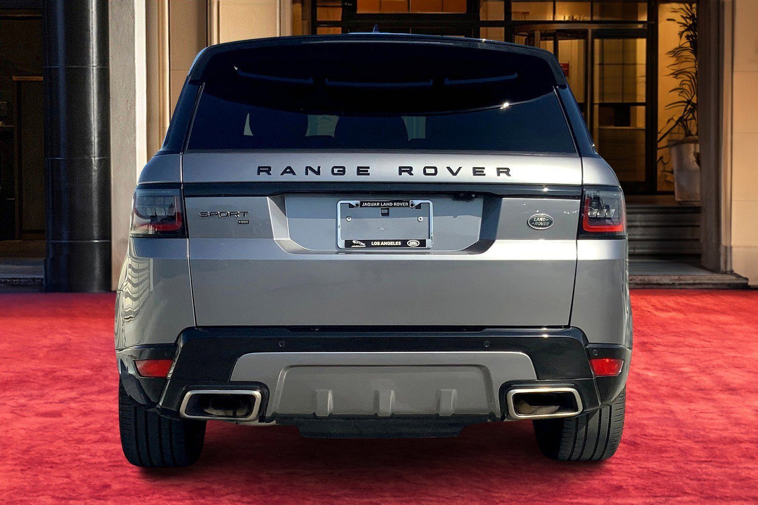 2022 Land Rover Range Rover Sport HSE photo 3