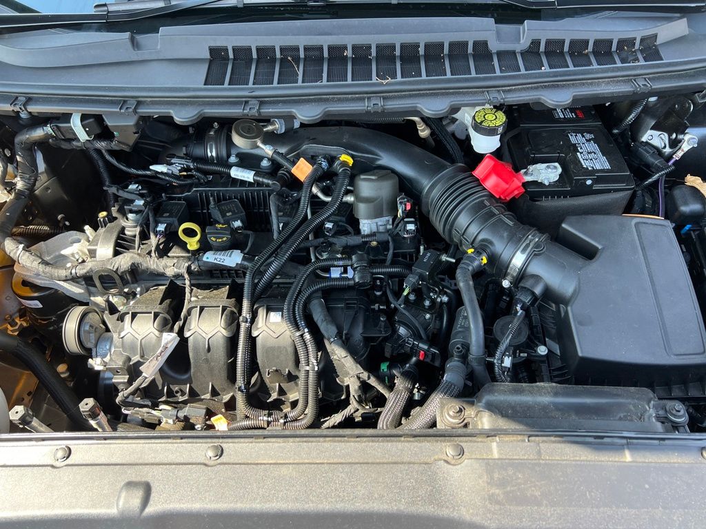 2024 Ford Edge Titanium photo 32