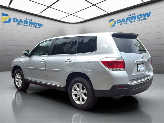 2013 Toyota Highlander Base Plus photo 2