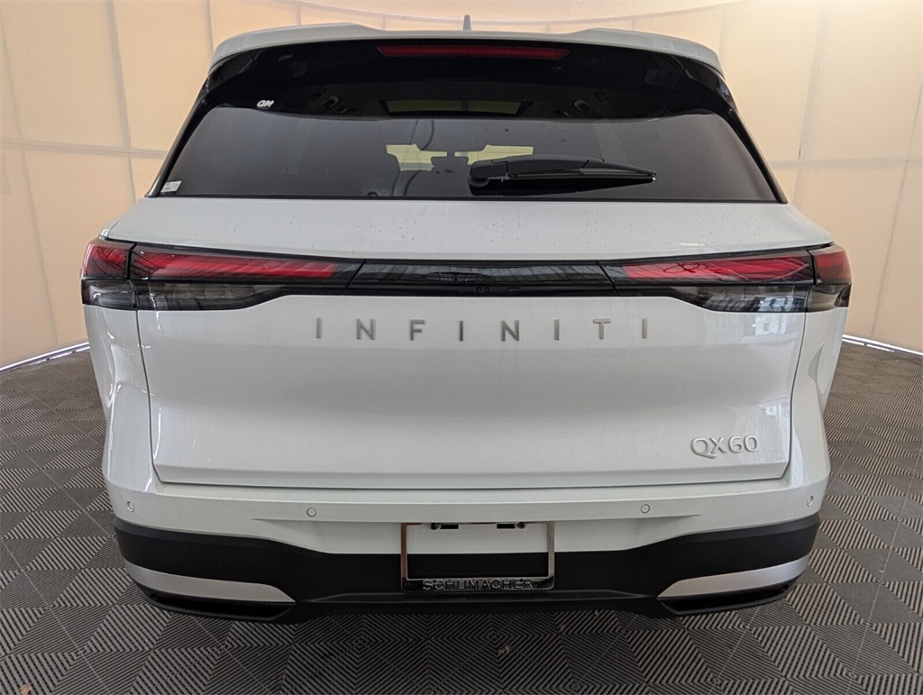 2026 Infiniti QX60 Luxe photo 8