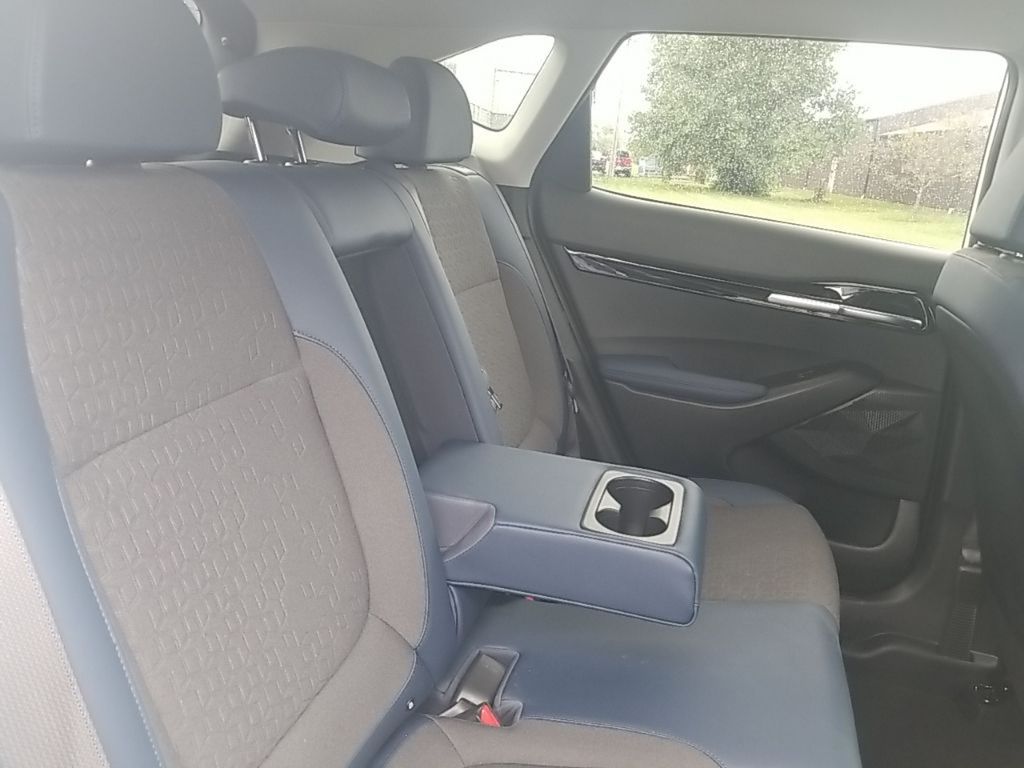 2024 Kia Seltos S photo 18
