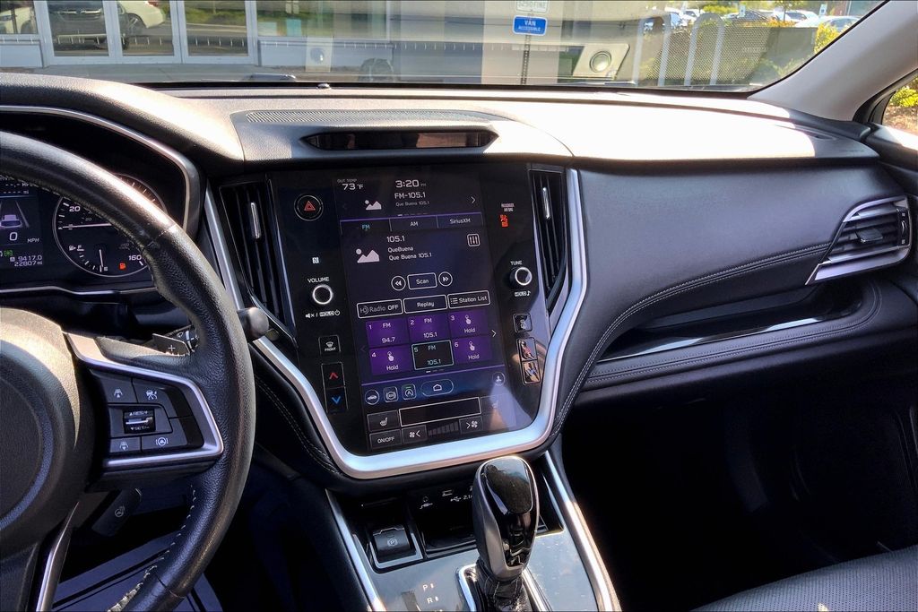 2021 Subaru Outback Limited XT photo 3