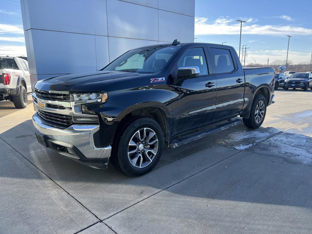 2019 Chevrolet Silverado 1500 LT's photo